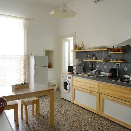 Terrazza Alma Bianca Apartment Остуни Екстериор снимка